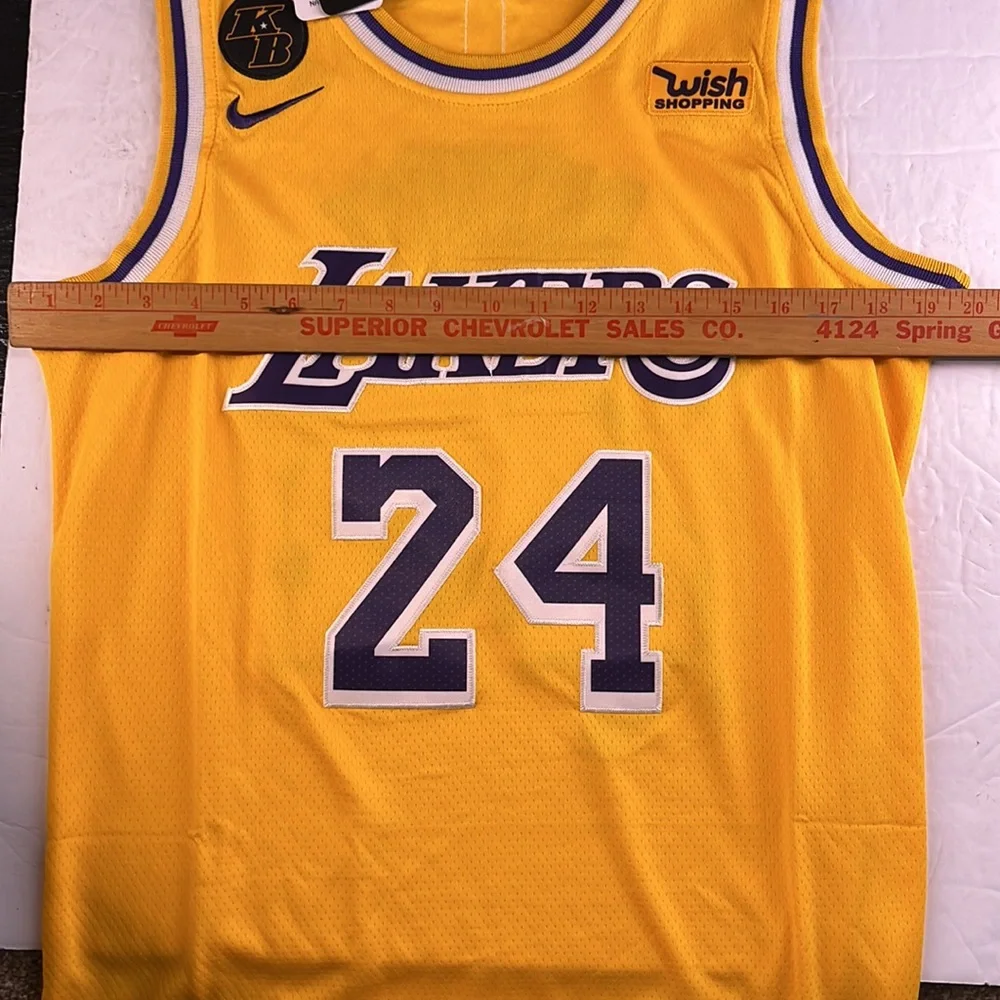 Kobe Bryant Los Angeles Lakers Basketball Jersey Yellow Purple - Size Medium 44 - Picture 5 of 6